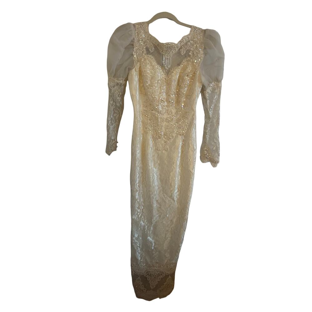 Vintage 1980s Lace Wedding Dress - Picture 6 of 10
